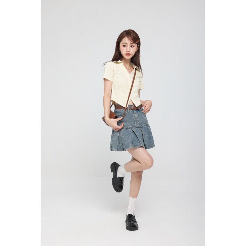 High Waisted Vintage American Style Denim Skirt Flattering A Line Silhouette Pleated Design Includes Belt Spring