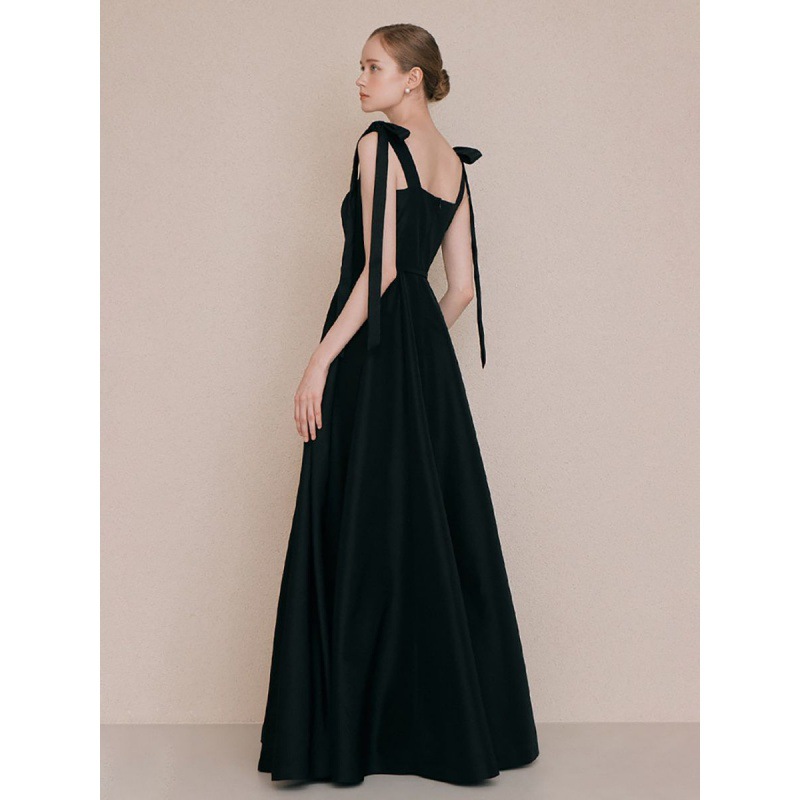 韩式轻婚纱旅拍缎面吊带方领简约级感主持人宴会气质晚礼服 - 图0