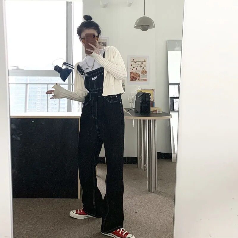 Womens Denim Jumpsuit Loose Fit Straight Leg Youthful Style Casual Wear for Spring and Autumn Wholesale Available