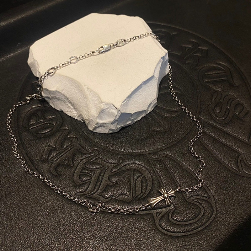 十字の鎖-古い金を作ります。