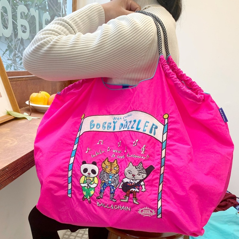 【刺繍金】バラの赤い猫のバンド