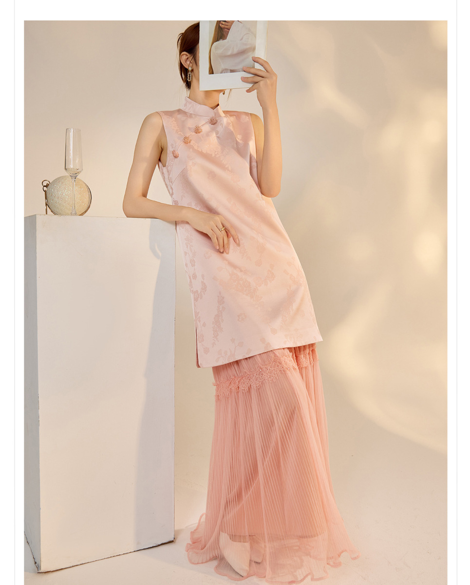Đầm chữ A nữ cổ đứng thêu hoa cao cấp dáng suông — Phấn phủ Peach Mist (giao hàng trong 7 ngày)