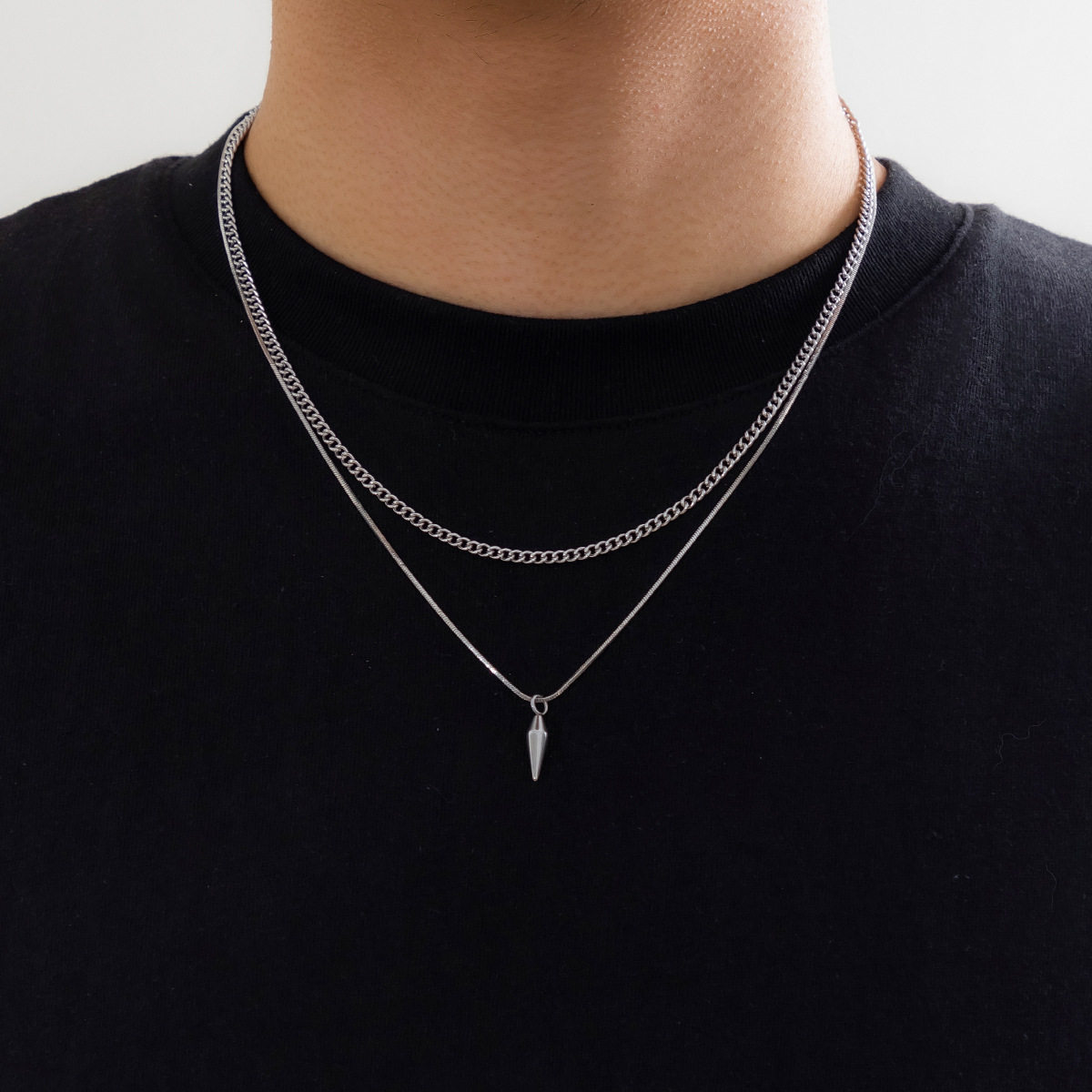 European and American Niche Rivet Necklace Jewelry Men's Trendy Hip-Hop Stylish Long Sweater Chain Cross-Border Men's Clavicle Chain Accessories