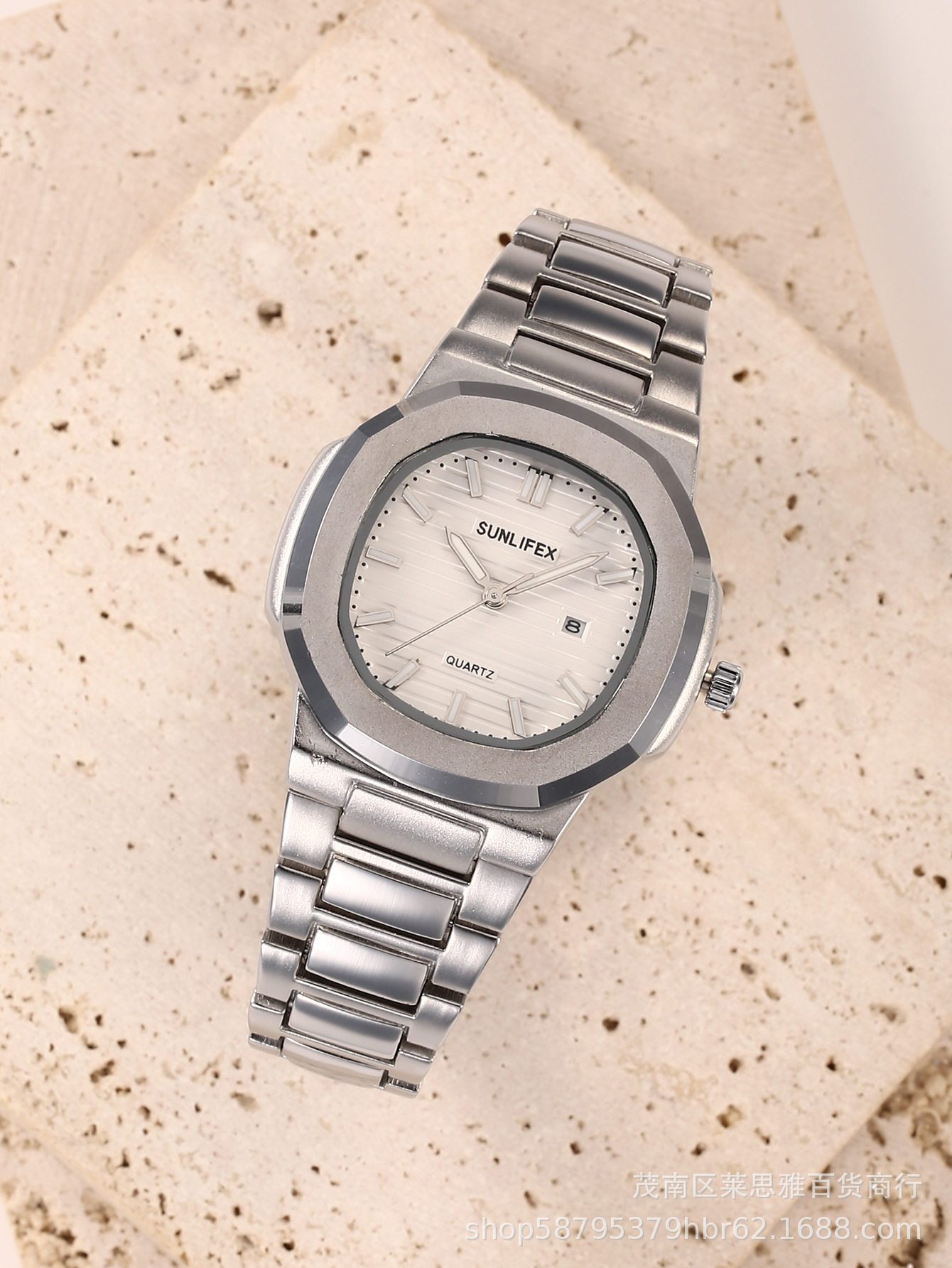 O1CN01p1EcbN1JlC0nPhR3y !!2218012421068 0 cib