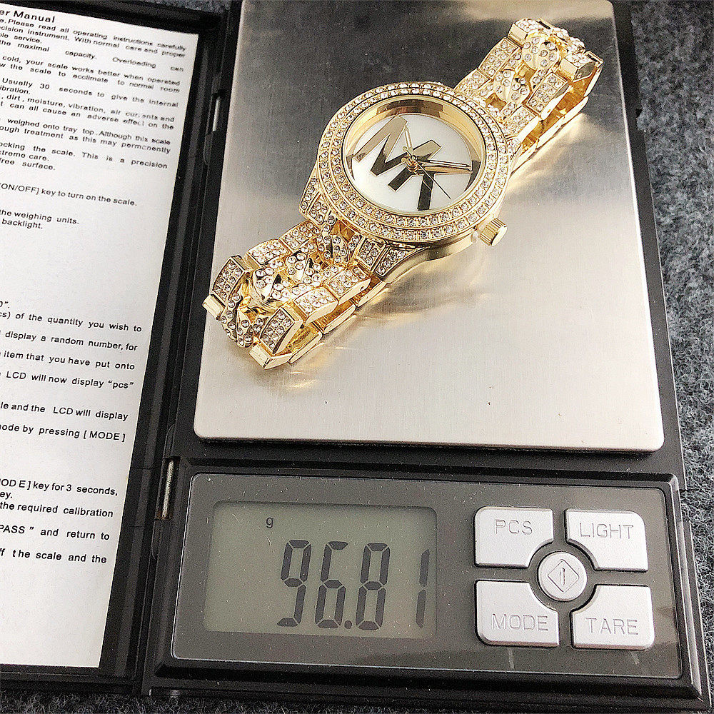 Gold Retro Watch for Women, Round Luxury Full Diamond Alloy Watch, Mother-Of-Pearl Face, Simple Letters, Large Dial Women's Watch