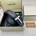 T silver buckle black plain pattern