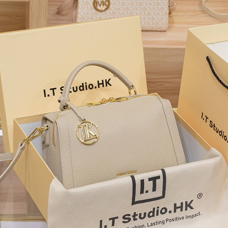 (Mới) Mã L0841 Giá 1280K: Túi Xách Nữ Gutdon Túi Ví Nữ Chất Liệu Da Bò G04 Sản Phẩm Mới, (Miễn Phí Vận Chuyển Toàn Quốc).