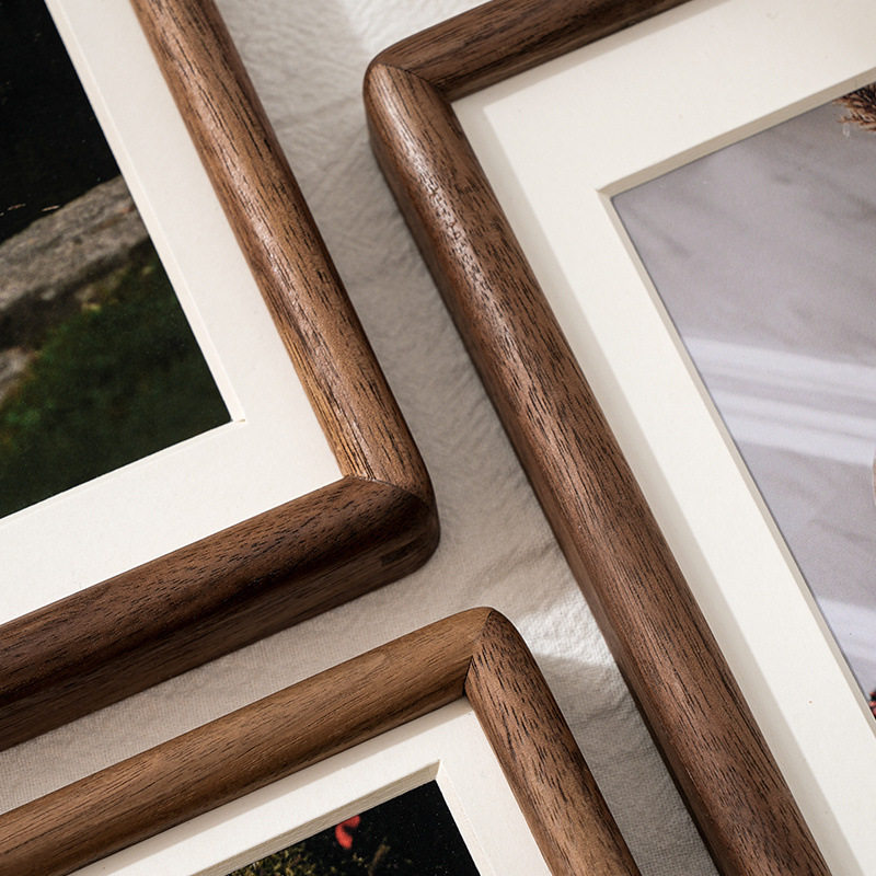 High-Grade Walnut Mortise and Tenon Photo Frame, Solid Wood Photo Frame, Wooden A4 Picture Frame, 10inch Ornaments, Photo Hanging on the Wall