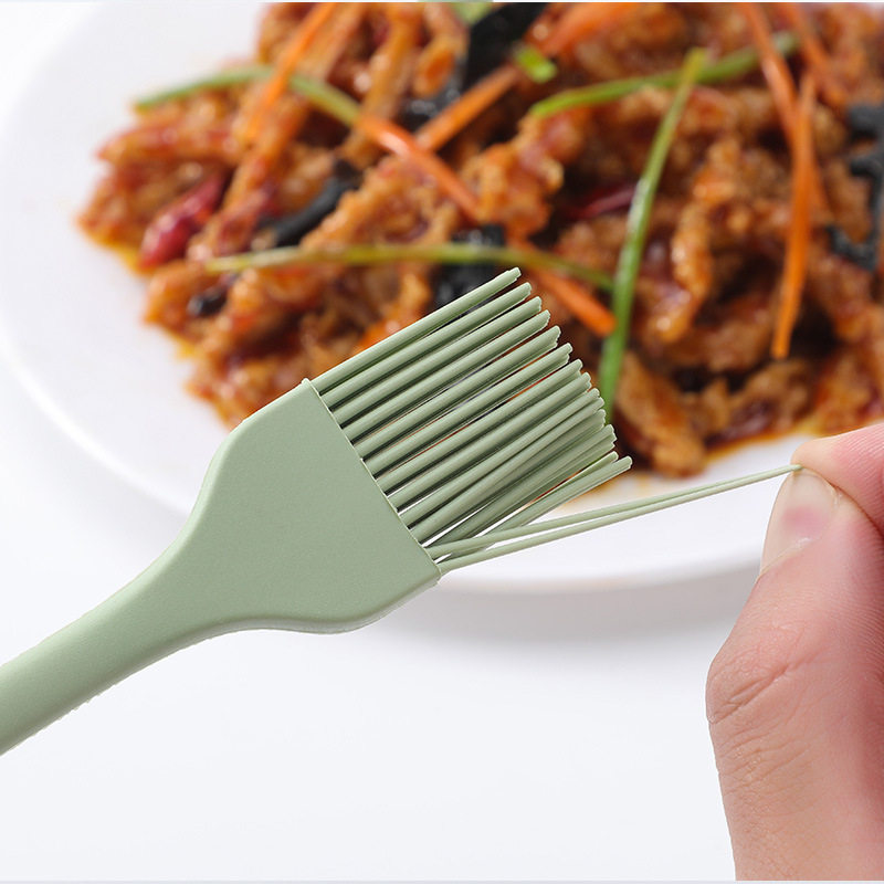 Silicone all-inclusive oil brush Silicone small size large oil brush baking oil brush barbecue oil brush utensils silicone oil brush
