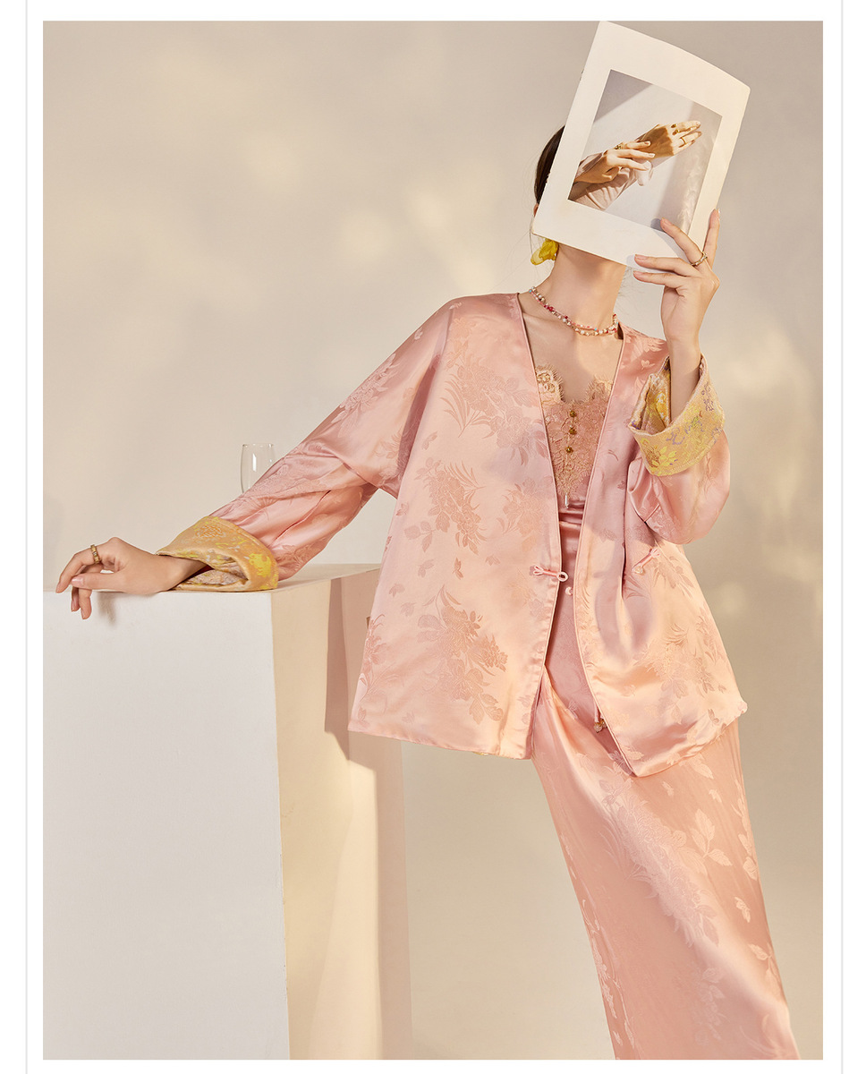 Bộ đôi áo khoác dệt jacquard hai mặt cài khuy kèm váy hai dây ren satin dài — Áo khoác dệt jacquard (giao hàng trong 7 ngày), Váy hai dây (giao hàng trong 7 ngày)