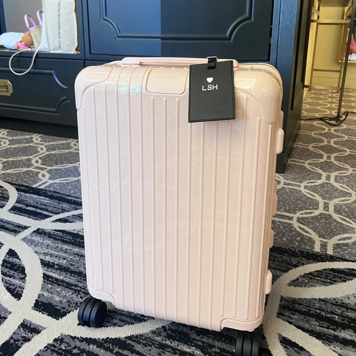 Lightweight and Durable Suitcase for Men and Women, Travel Trolley Case for Students, Silent Universal Wheels, Strong Large-Capacity Password Box