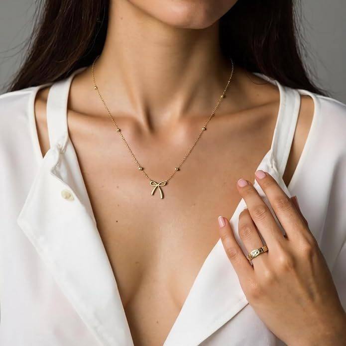 Small Cut Out Bow Pendant Necklace, Simple, Fresh, Sweet and Cute Clavicle Chain, Fashionable Bead Chain Jewelry for Women