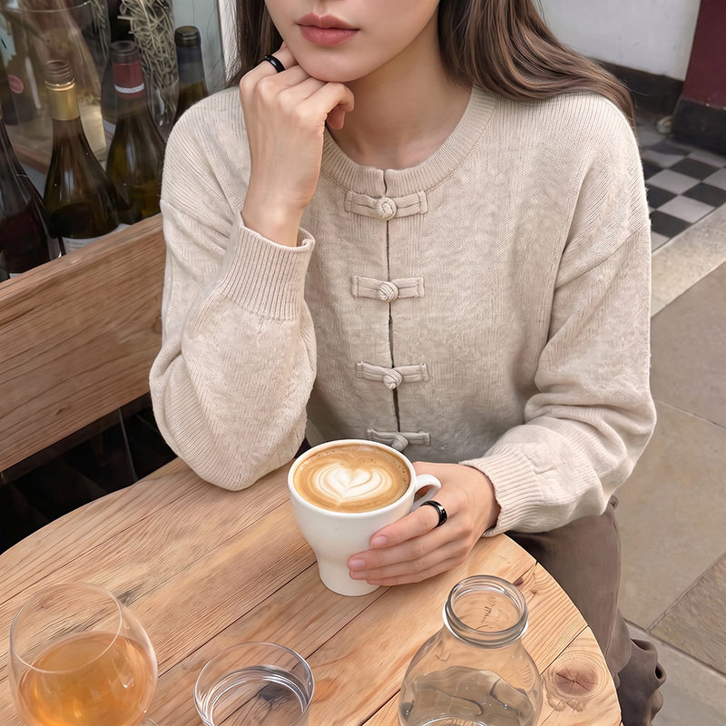 Korean Style Solid Color Cardigan New Chinese Button Design Casual Wear for Spring and Autumn Wholesale Available