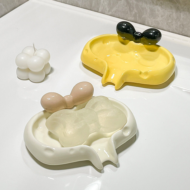 High-value soap box household ceramic bathroom drain soap box bathroom laundry soap tray rack wholesale