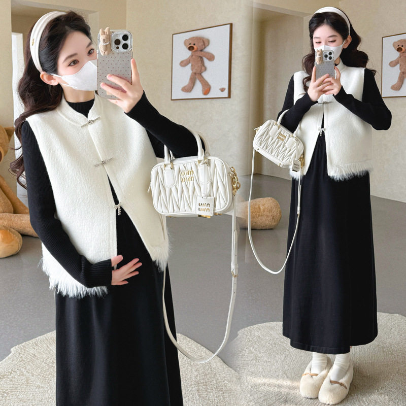 In-Stock 2026 Winter Trendy Fashion Chanel-Style Elegant Heavy Tassel Jacquard Two-Piece Slimming Maternity Set
