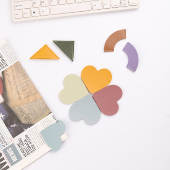 Cross-Border In-Stock Heart-Shaped Bookmarks with Customizable Logo, Simple Heart-Shaped Triangle Fan-Shaped Leather Bookmark Corner Protector