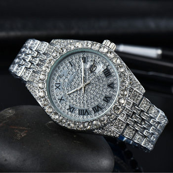 Factory C's Best-Selling Laojia Series Full Diamond Five-Stem Starry Sky Dial Trendy Forest-Style Watch Manufacturer Offers One-Piece Dropshipping