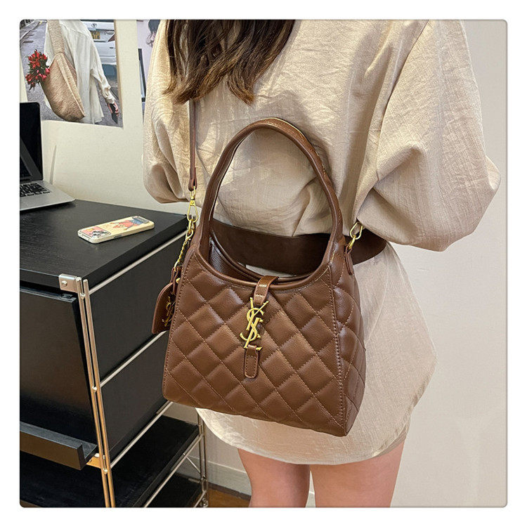 O1CN01pUnXnK2DKjgQnFdA2 !!2217723298591 0 cib