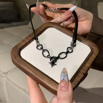 Dark Eight Mang Star Leather Collar Women's Sweet Cool Style Choker Necklace European and American High-grade Clavicle Chain