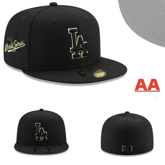 Foreign trade European and American style fully enclosed Dodge baseball hat youth street dance closed plate hat reverse wear Yankees flat brim hat