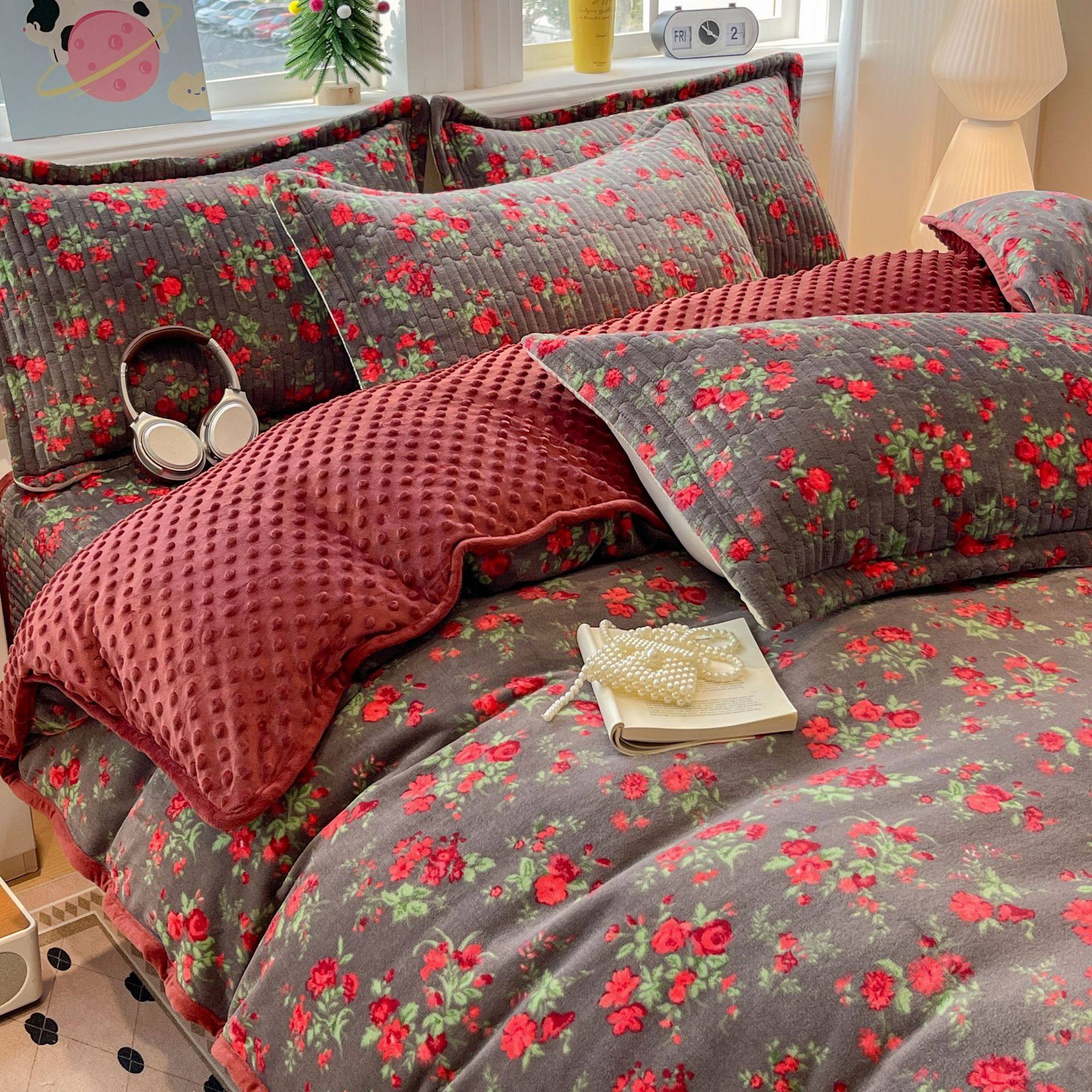 2025 New A-Grade Milk Velvet Four-Piece Bedding Set, Thickened and Warm Blanket, Bed Sheet, Duvet Cover, Bedding