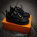 Pure black