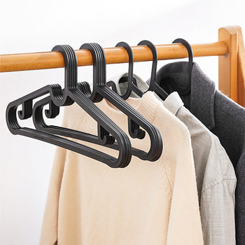 Internet Celebrity Clothes Hanger Black and White Series Non-Slip Clothes Hanger Dormitory Balcony Clothes Drying Rack Clothes Rack Clothes Support Customization