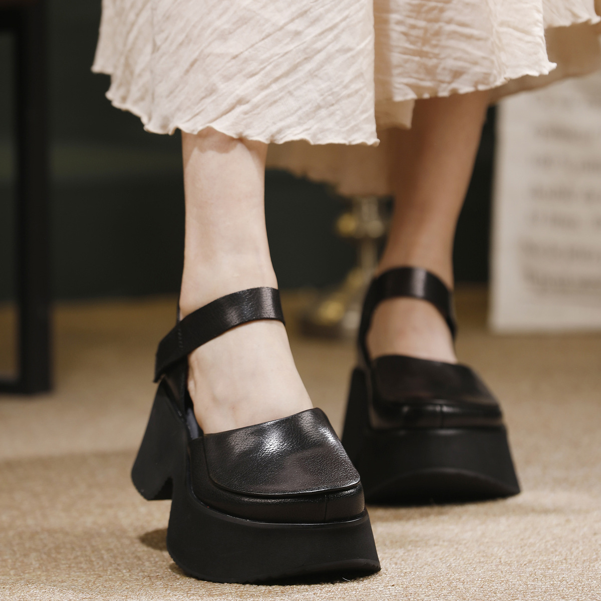Sandal nữ da bò thật đế dày quai ngang mũi tròn phong cách cổ điển — màu đen, Xanh lá cây