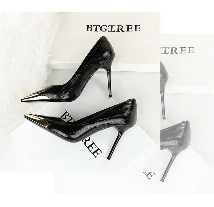 Giày Cao Gót Nữ Da Bóng Mũi Nhọn Gót Nhọn Trang Trí Kim Loại Chiều Cao Đế Khoảng 8cm Màu Đen, Đỏ Rượu Vang, Bạc, Kem... chi tiết 16