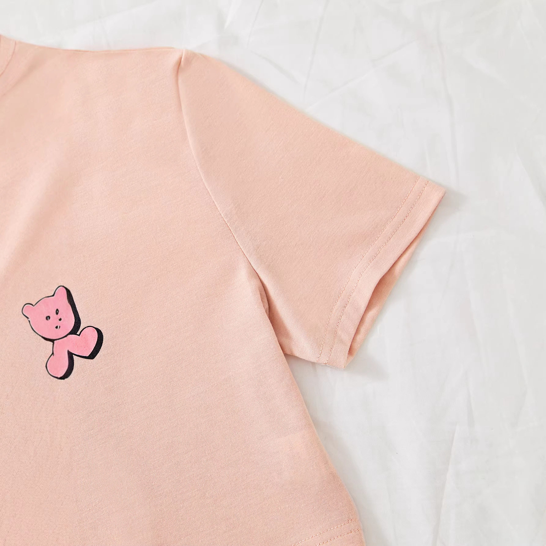 Casual Cropped T Shirt Letter Print Stylish Comfortable Fabric Trendy Everyday Wear Wholesale Available