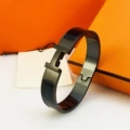 No. 19 high-end black warrior black h bracelet. version