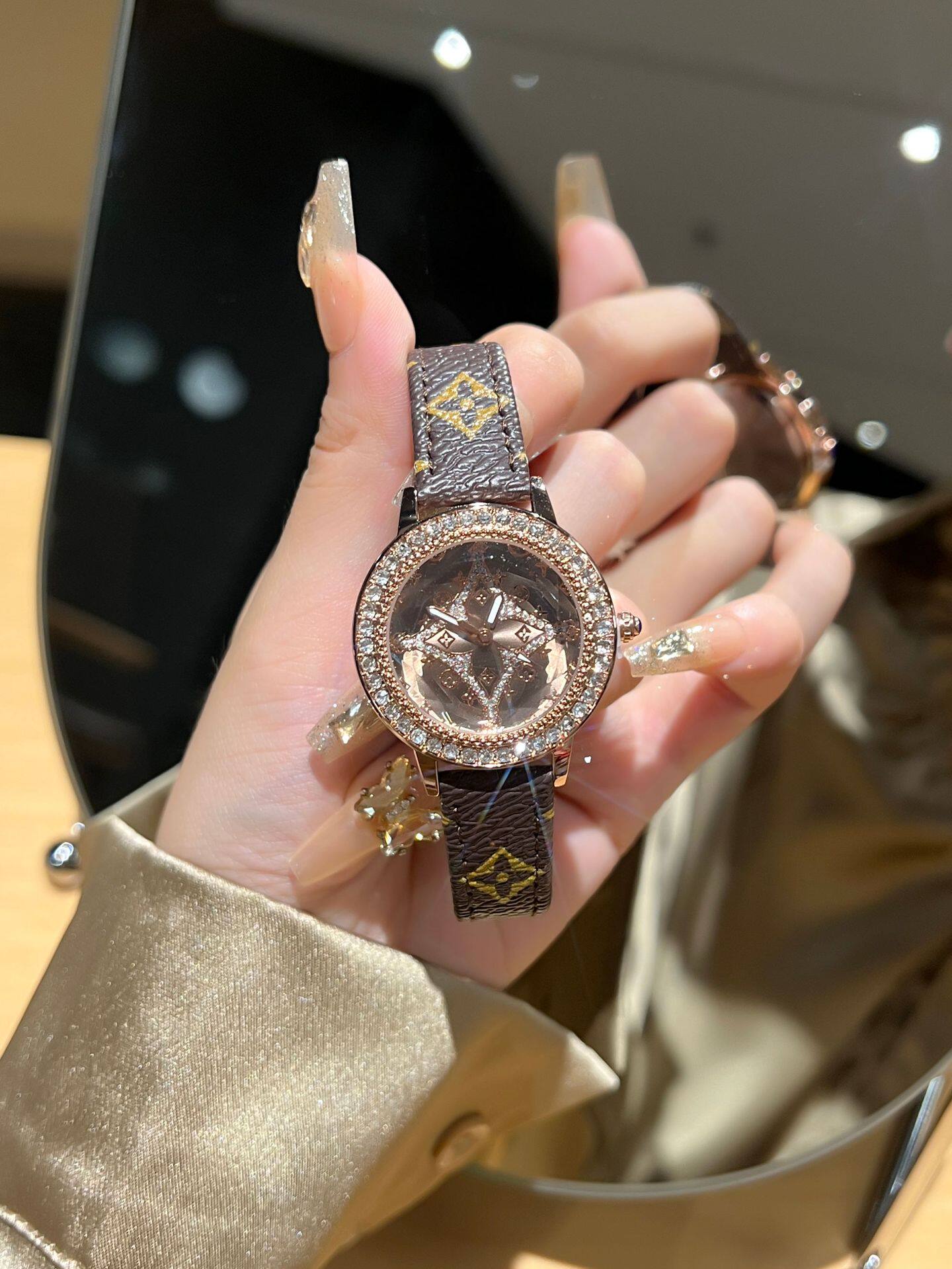 O1CN01pgf0Mn1riAJQAnlnB !!2218159085664 0 cib