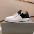 White dark green tail