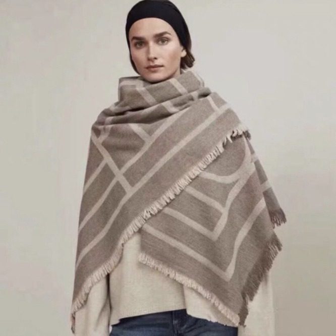 Knitted Woven Autumn and Winter Light Luxury Tassel Geometric Scarf Cashmere Plaid Shawl Scarf Jacquard Shawl Blanket X20