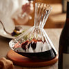 Fast wine decanter high-grade spiral wine separator swing rotating tumbler wine wake-up wine set household