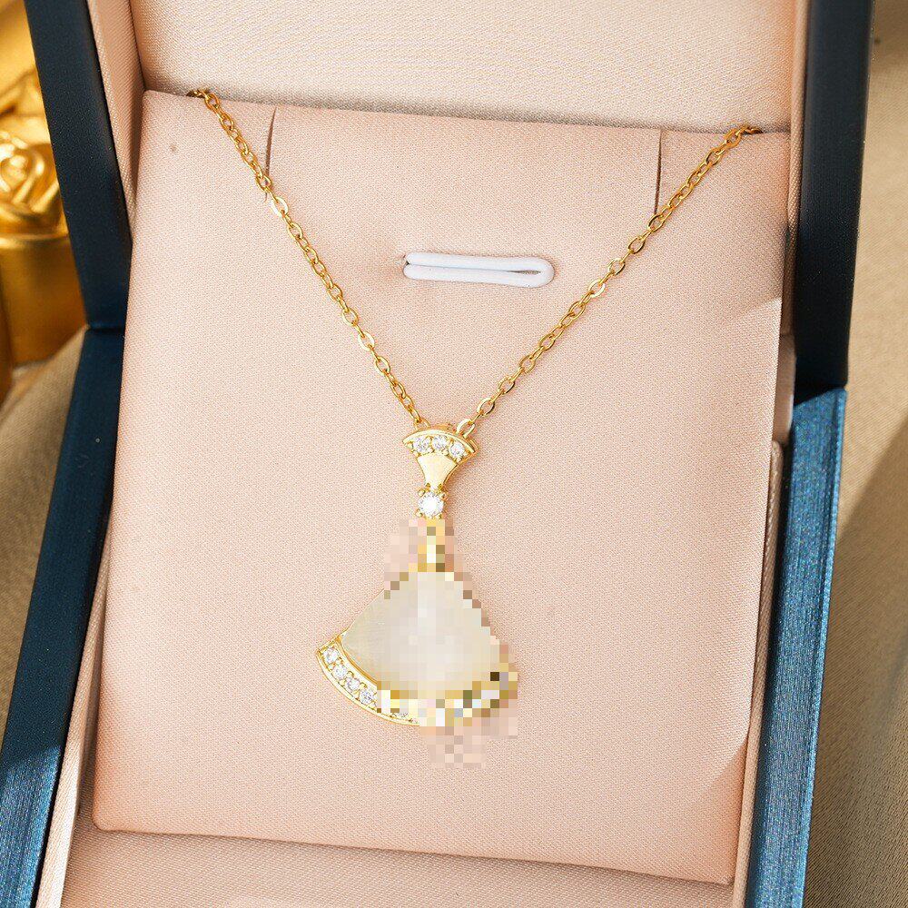 172 スカートネックレス-ゴールドホワイト