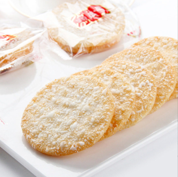 Wangwang snow cake 84g whole box 20 packs of casual puffed rice biscuits snow rice cake office snacks wholesale for children