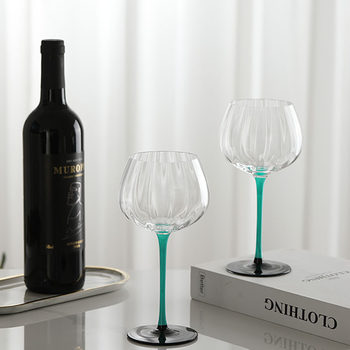 Red Wine Glass Set, Accessible Luxury, High-end Household Crystal Wine Glass, Black Bow Tie, High-end Burgundy Goblet