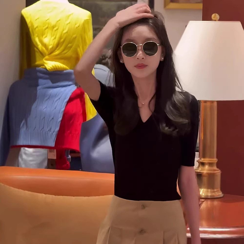 Early spring super good-looking temperament V-neck slim mid-...