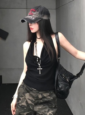 黑色信主十字架吊坠项链女新款高级感甜酷辣妹长款锁骨链颈链配饰