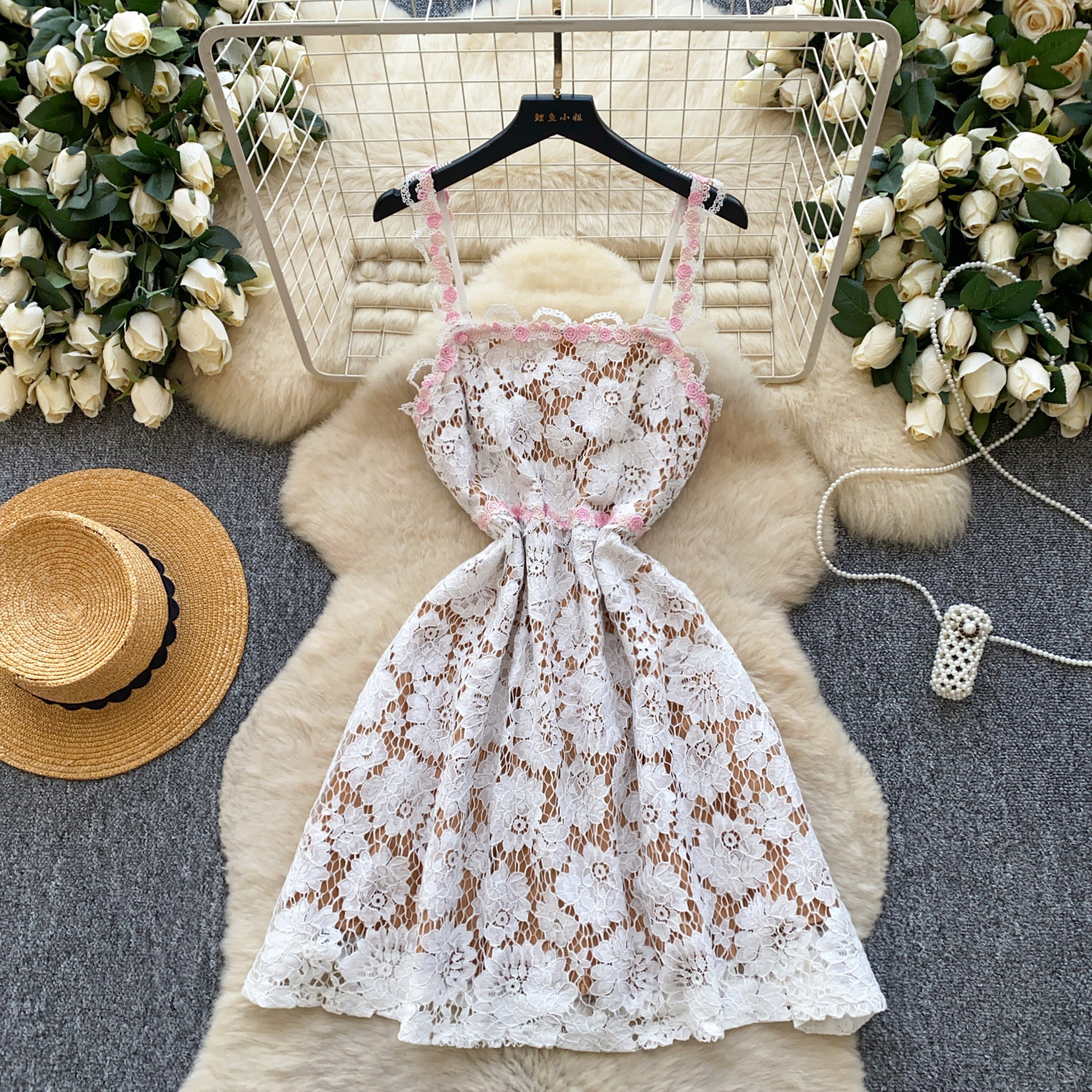 French Romantic Lace Camisole Dress 3D Rose Design Slim Fit A Line Silhouette Summer Evening Wear Wholesale