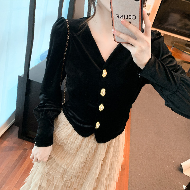 (Mới) Mã B3418 Giá 510K: Đồ Bộ Nữ Guryt Cả Bộ 2 Món Hàng Mùa Xuân Thu Đông Cổ Chữ V Thời Trang Nữ Chất Liệu G01 Sản Phẩm Mới, (Miễn Phí Vận Chuyển Toàn Quốc).
