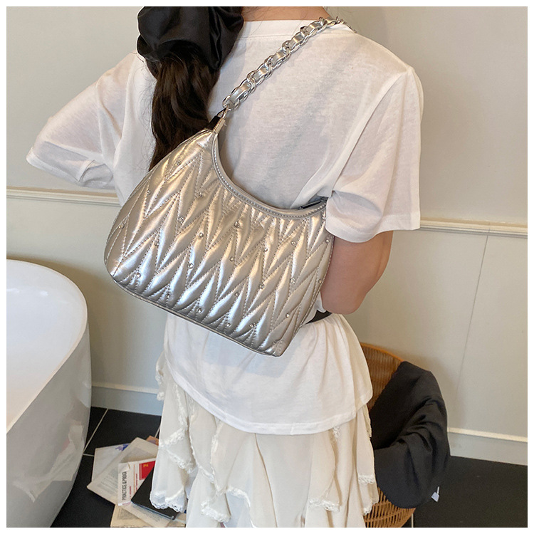 O1CN01q0wDZz1yV4MwmvXsx !!2212088006583 0 cib