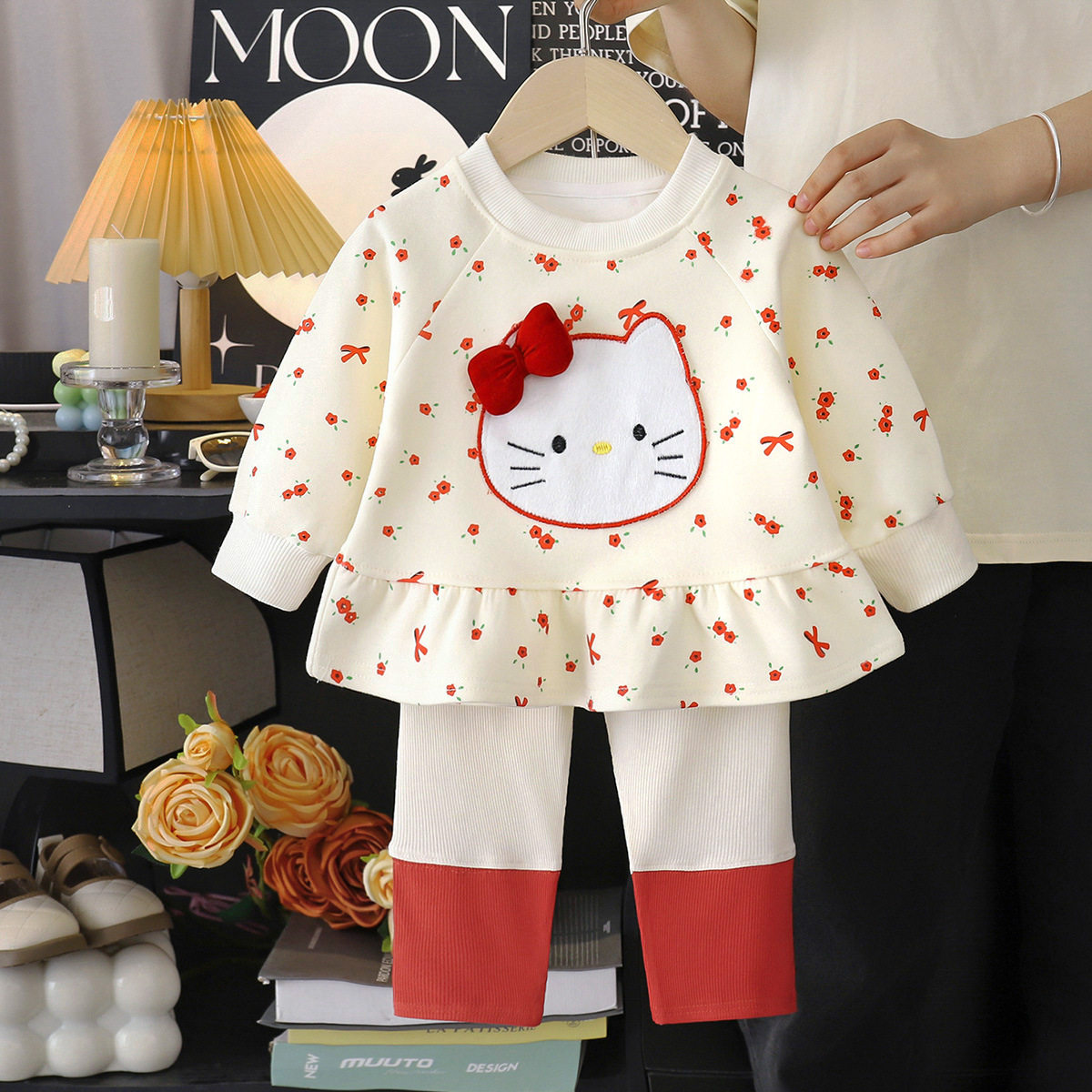 Girls' New Autumn Korean Style Set, Cartoon Hello Kitty Floral Hem Hoodie & Color-Block Leggings, Sweet Outfit