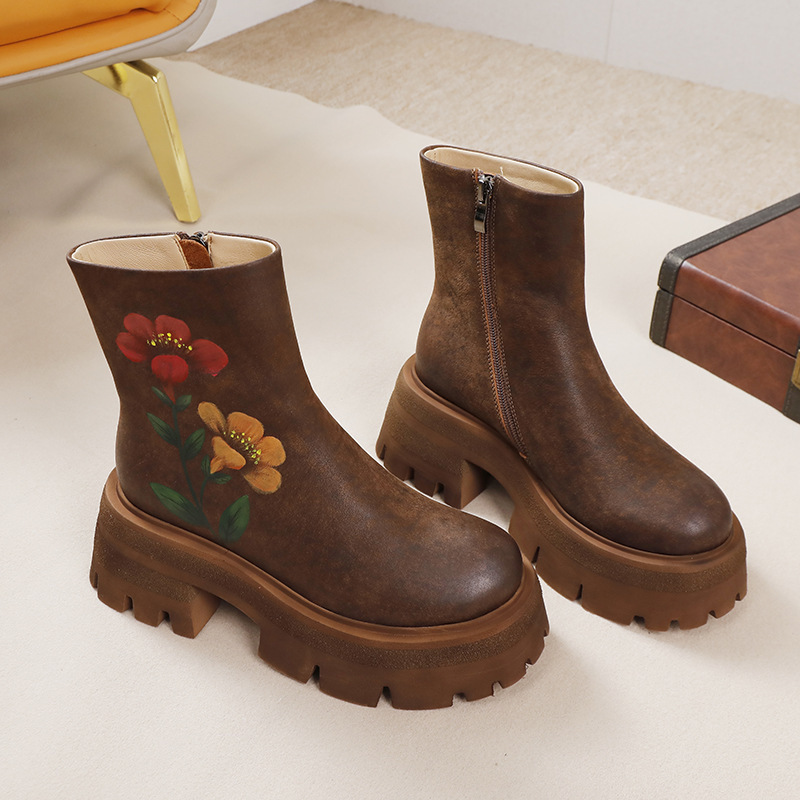 Boot nữ cổ ngắn da bò thật thêu hoa thủ công gót vuông — Màu cà phê, Màu đen