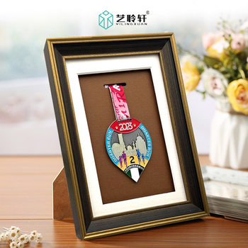 Customized Pure Solid Wood Pine Badge Display Frame Medal Frame Medal Photo Frame Handmade Photo Frame Empty Frame Refrigerator Sticker Mounting