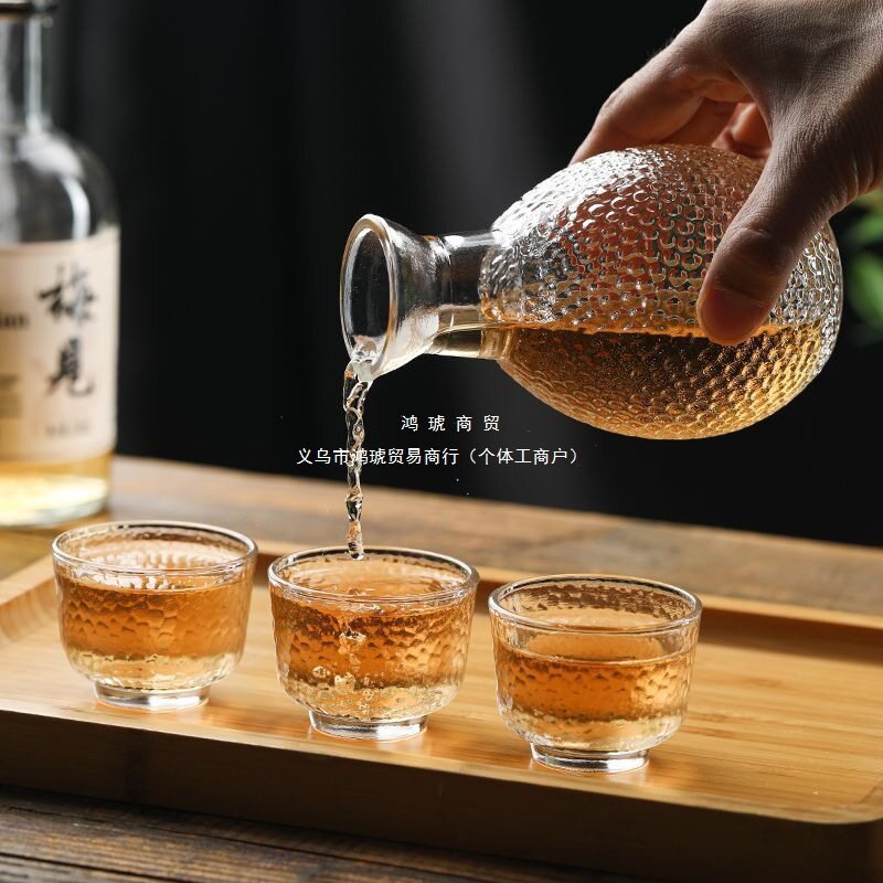 Japanese-Style Sake Set with Rice Wine Cups, Warming Sake Pot, Wine Utensils, Fruit Glass Cup, Wooden Stopper, Creative and Unique