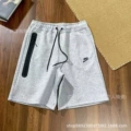Gray-8172