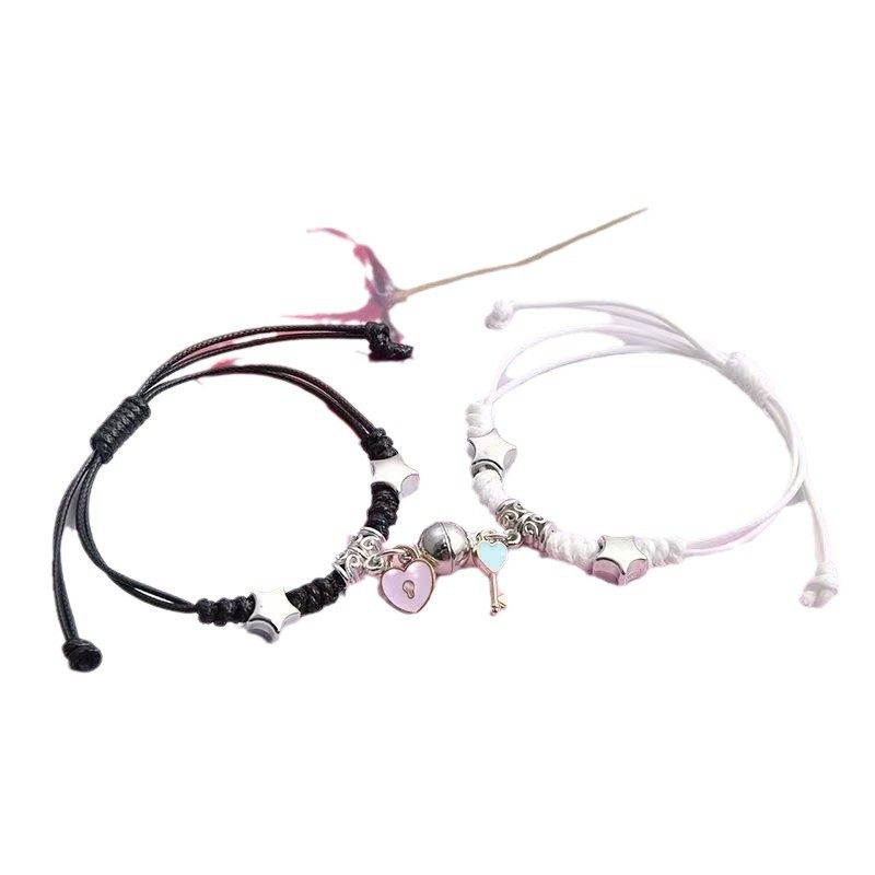 Magnet Bracelet Couple Cute High-face Value Fresh Preparation of a Pair of BFF Student Hand Rope Female Commemorative Gift