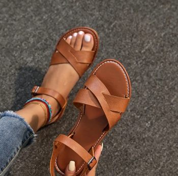 2025 Cross-Border Large Size Flats Sandals for Women Summer New Round Toe Open Toe One-Line Buckle Strap Outer Sandals Breathable